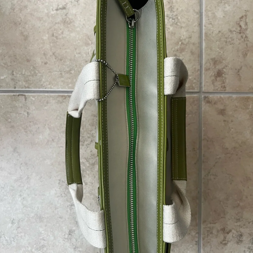 Coach Cream and Green Tote Bag - Picture 7 of 15